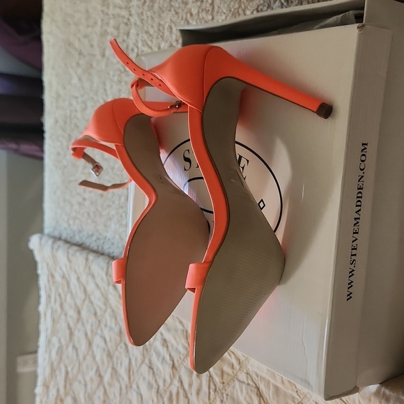 Steve Madden Sane sandals - Picture 3 of 4